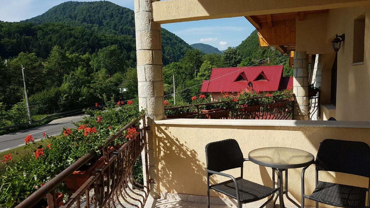 Casa Andra Slănic-Moldova Exterior foto